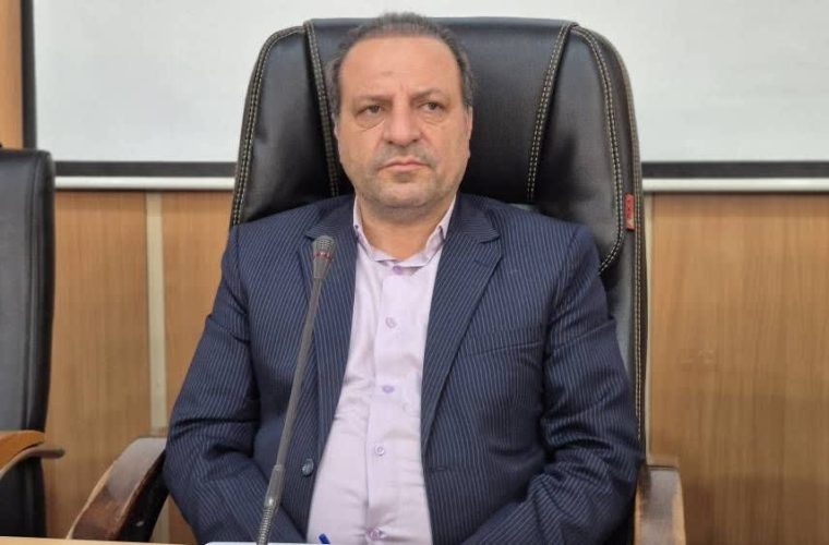 معاون هماهنگی امور اقتصادی استانداری کهگیلویه و بویراحمد گفت: همزمان با هفته دولت، ۲۴ پروژه اقتصادی با سرمایه‌گذاری ۲ هزار و ۷۷۴ میلیارد تومان و اشتغال‌زایی مستقیم ۵۴۵ نفر به بهره‌برداری می‌رسد.  سید احسان عسکری اظهار کرد: رویکرد مدیریت ارشد استان، افزایش سهم پروژه‌های تولیدی و اقتصادی در برنامه‌های هفته دولت و تقویت